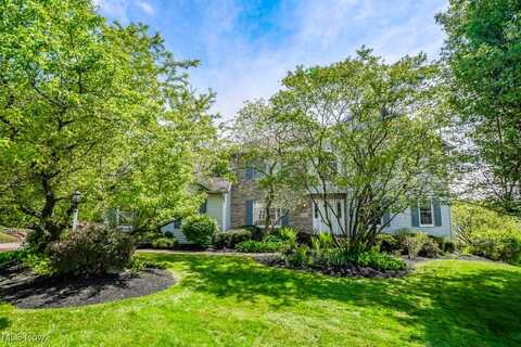 6202 Rockside Circle NW, Canton, OH 44718