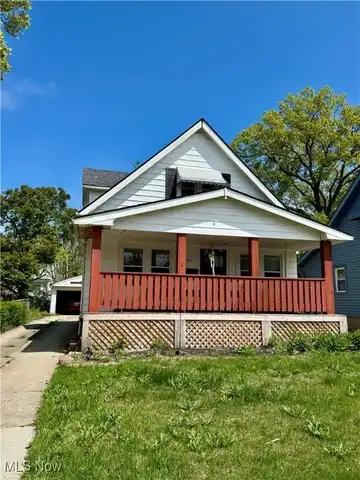 19501 Monterey Avenue, Euclid, OH 44119
