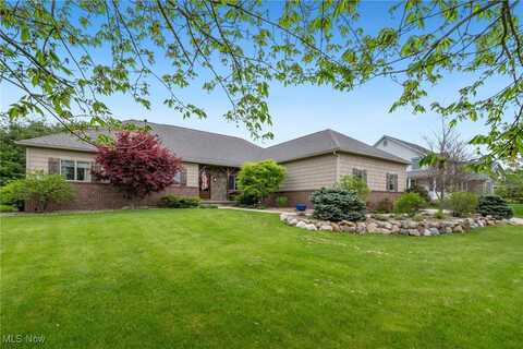 2663 Macduff Drive NW, North Canton, OH 44720