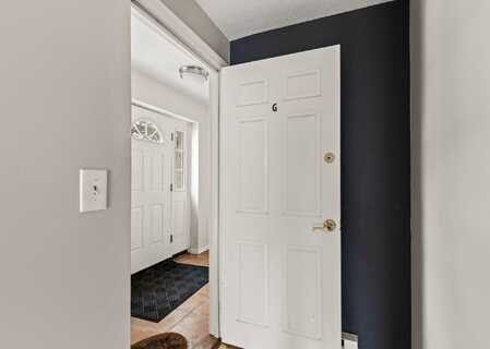733 W Main Street, Barnstable, MA 02630
