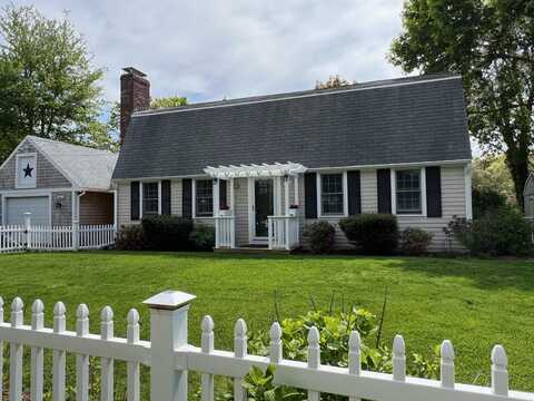 114 Stoney Cliff Road, Centerville, MA 02632