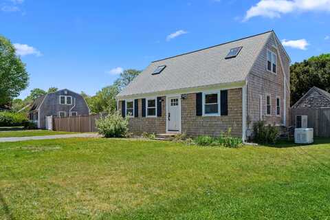 36 Blueberry Lane, East Falmouth, MA 02536