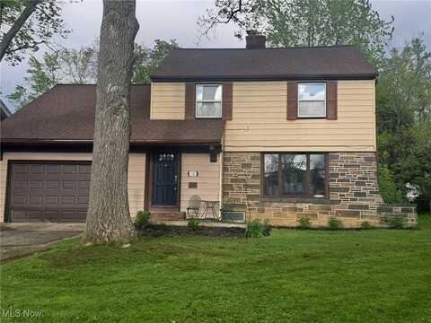 1387 Richmond Road, Lyndhurst, OH 44124