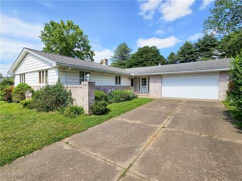 405 2nd Avenue SW, Beach City, OH 44608