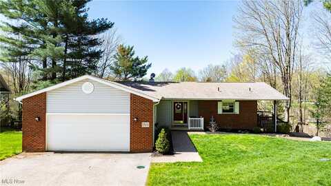 1814 Largo Drive, Roaming Shores, OH 44084