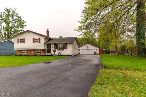 7476 Dahlia Drive, Mentor-on-the-Lake, OH 44060