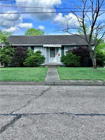 2608 Cleveland Avenue, Parkersburg, WV 26104