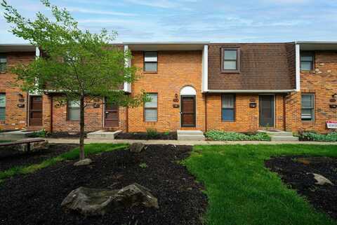 1779 Willoway Circle N, Columbus, OH 43220