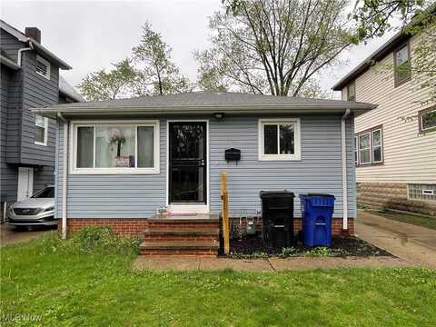 7713 Connecticut Avenue, Cleveland, OH 44105