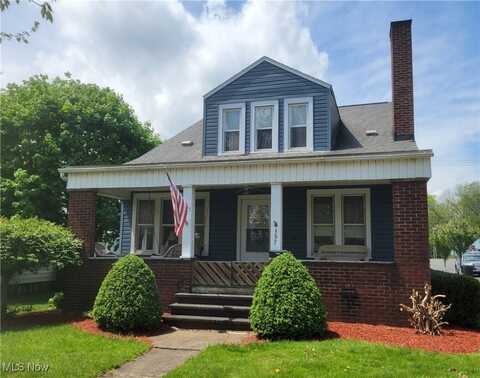 397 Wabash Avenue N, Brewster, OH 44613