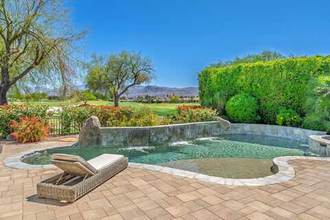 306 Loch Lomond Road, Rancho Mirage, CA 92270