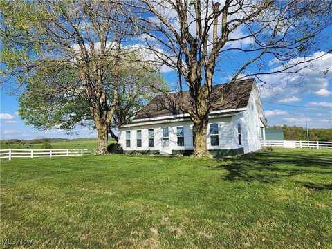 19700 Cadiz Road, Quaker City, OH 43773