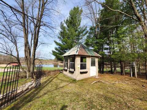 4831 East Sippy Road, Custer, MI 49405