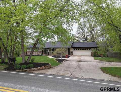 444 Skyline Drive, Omaha, NE 68022