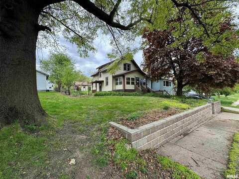 2332 Prospect Avenue, Clinton, IA 52732