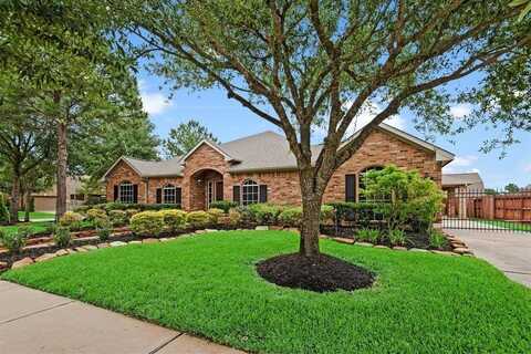 8618 Redstone Hills Drive, Cypress, TX 77433