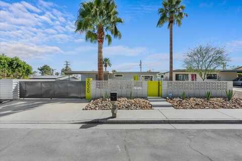 2020 Lawrence Street, Palm Springs, CA 92264