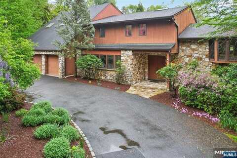 299 Forest Road, Mahwah, NJ 07430