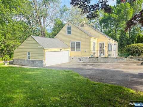 177 Forest Avenue, Paramus, NJ 07652
