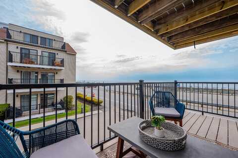 461 Ocean Boulevard, Hampton, NH 03842