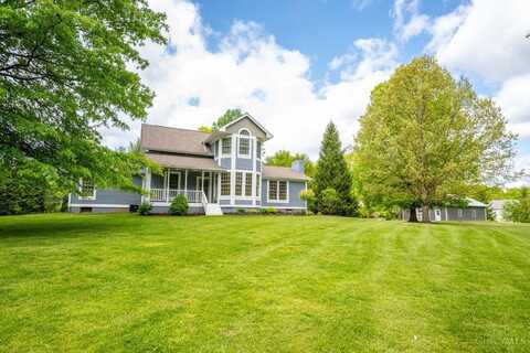 1138 White Oak Road, Paris, OH 45102