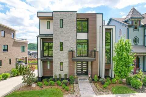 2897 Walworth Avenue, Cincinnati, OH 45226