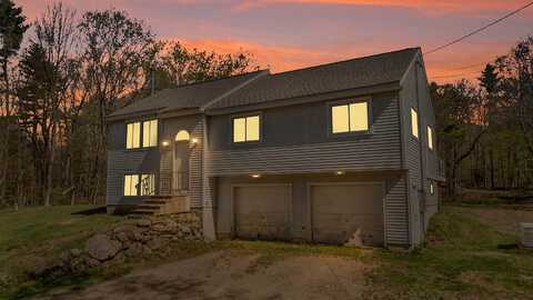 5 Quinlan Farm Road, Raymond, NH 03077