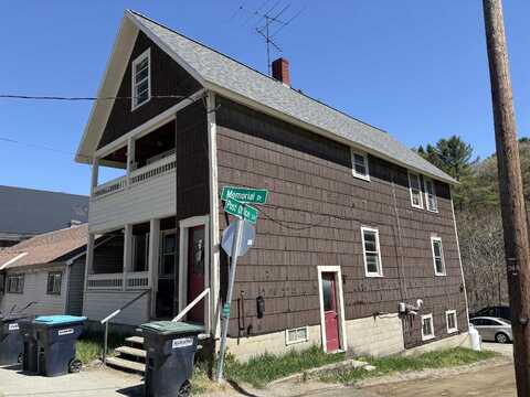 5 Post Office Lane, Lyndon, VT 05851