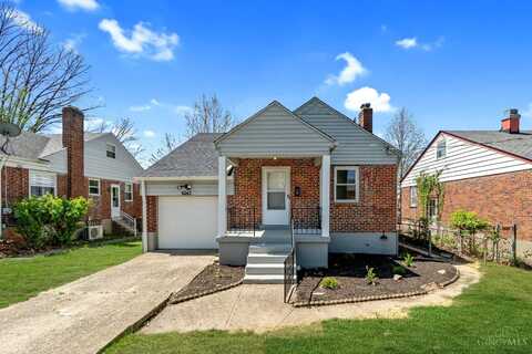 6047 Yosemite Drive, Golf Manor, OH 45237