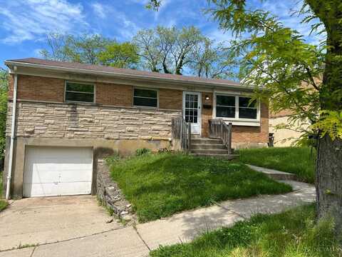 3025 Aquadale Lane, Cincinnati, OH 45211