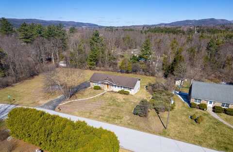 87 Patricia Lane, Rutland, VT 05701
