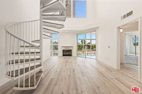 171 N Church Ln, Los Angeles, CA 90049