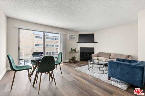 257 S Manhattan Pl, Los Angeles, CA 90004
