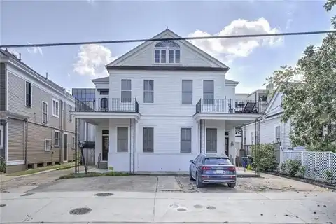 521A LOWERLINE Street, New Orleans, LA 70118