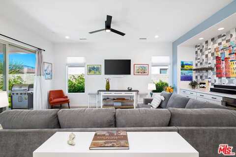 21 Chardonnay, Rancho Mirage, CA 92270