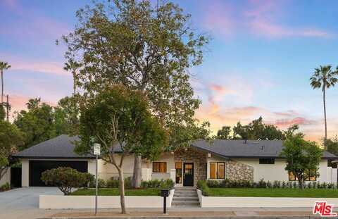 23520 Mariano St, Woodland Hills, CA 91367