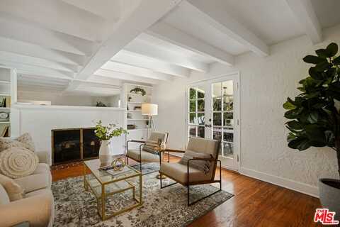 6438 Ivarene Ave, Los Angeles, CA 90068