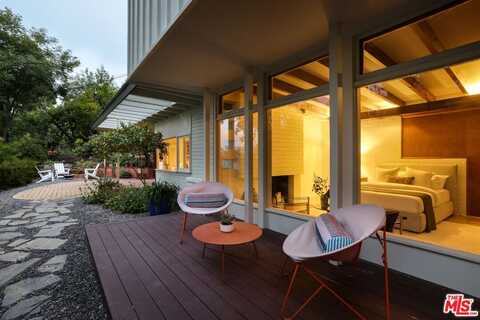 7349 Pacific View Dr, Los Angeles, CA 90068