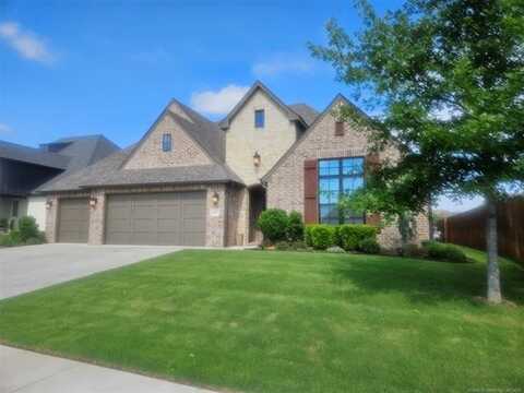 6617 S Indianwood Avenue, Broken Arrow, OK 74011