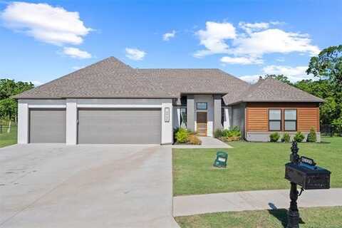18960 E Ridgeline Road, Catoosa, OK 74015