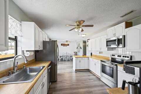 1828 Sundown Drive, Navarre, FL 32566