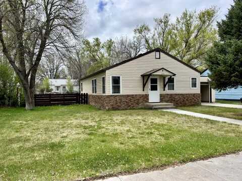 608 Park Ave, Worland, WY 82401