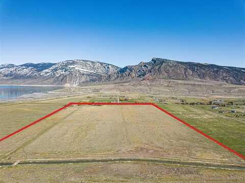 699 Southfork Rd, Cody, WY 82414