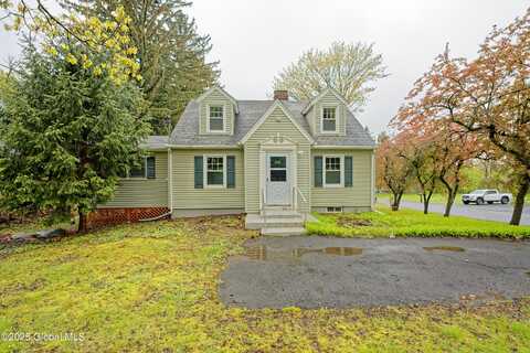 426 N Greenbush Road, North Greenbush, NY 12144