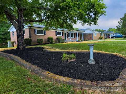 404 Kings Drive, Cherryville, NC 28021
