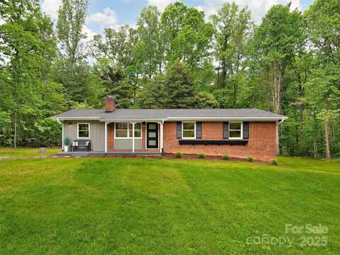 16 Emerson Poore Drive, Candler, NC 28715
