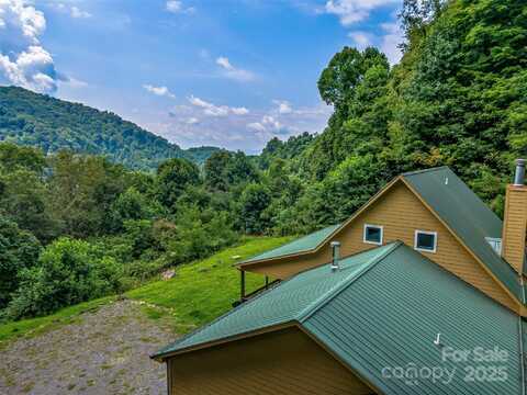 600 Charisma Drive, Marshall, NC 28753