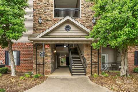 233 Appeldoorn Circle, Asheville, NC 28803