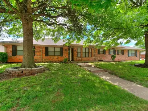 10900 Bluff Creek Drive, Oklahoma City, OK 73162