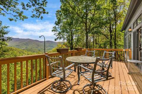 33 Great Aspen Way, Black Mountain, NC 28711